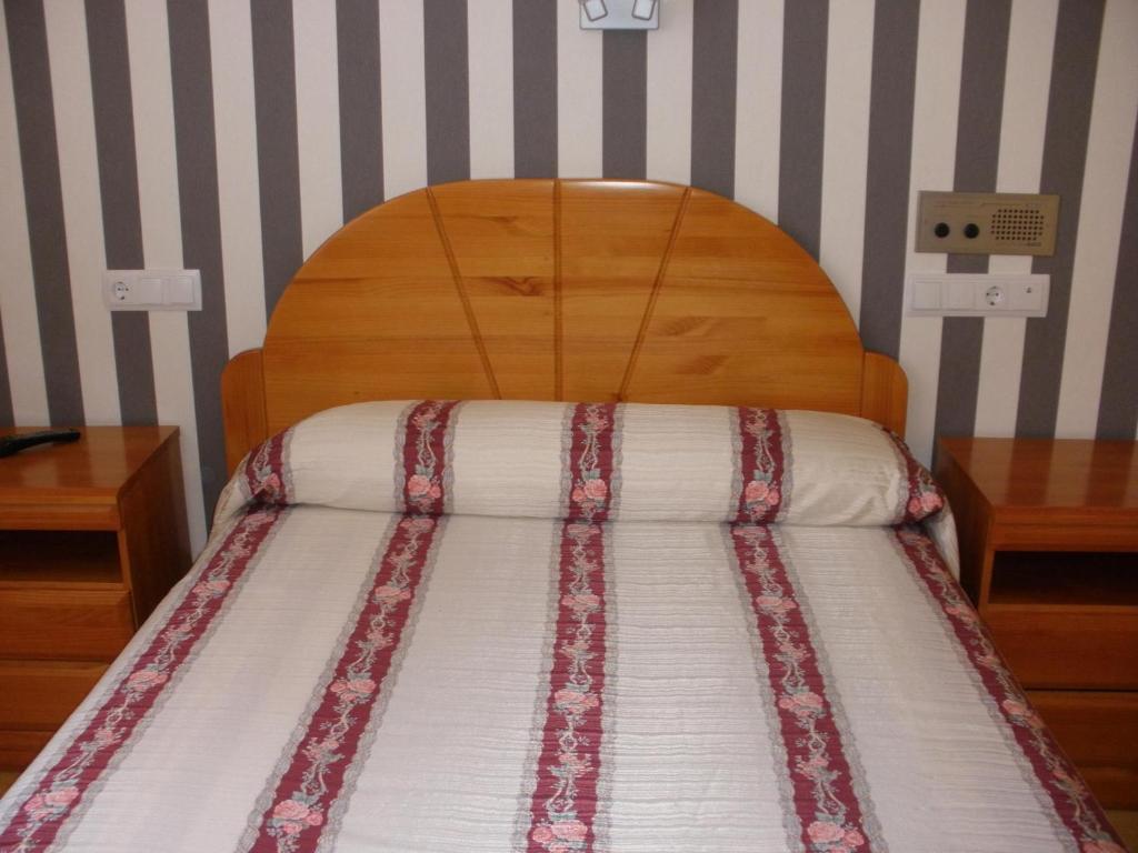 Hostal Virgen Del Villar Laguna de Duero Værelse billede
